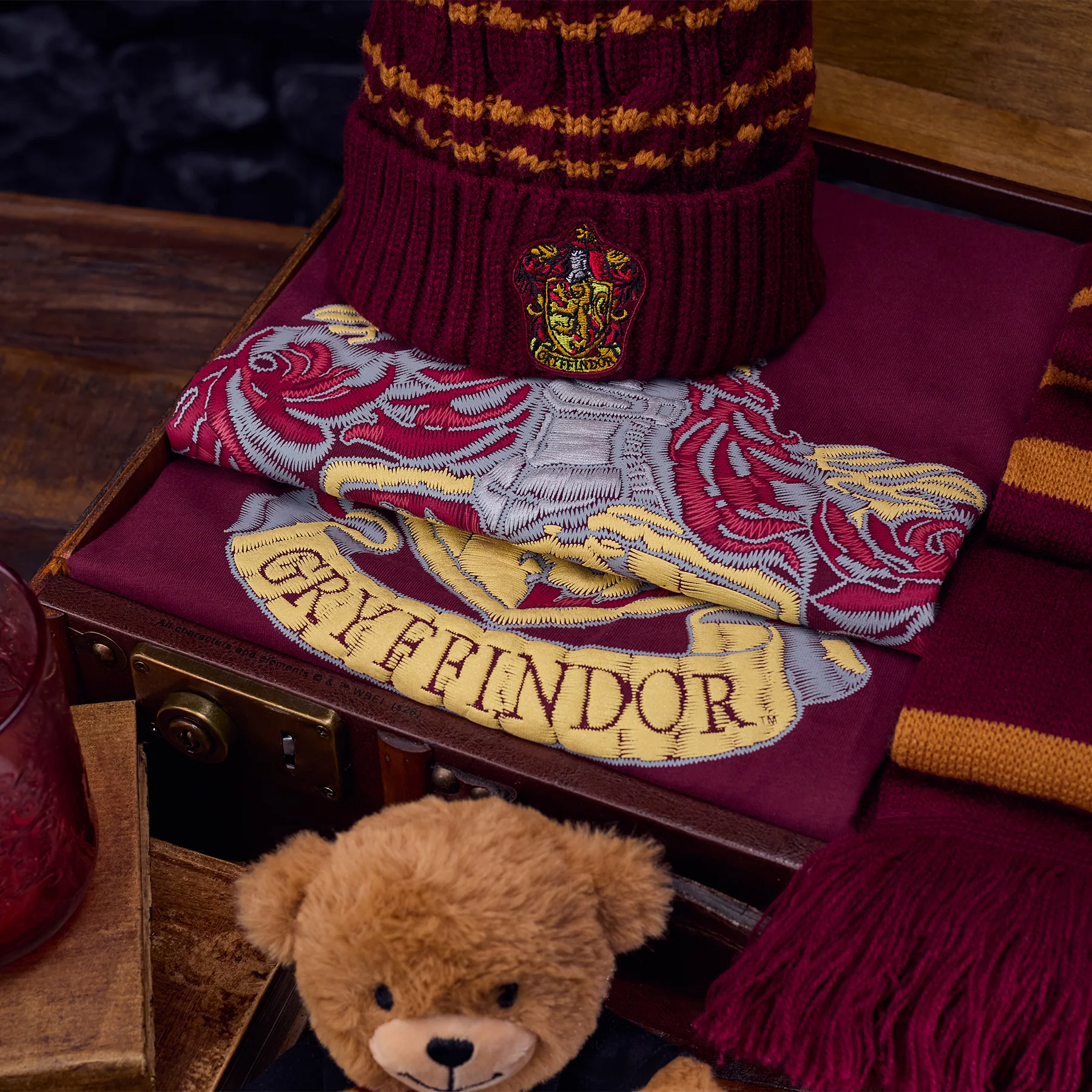 Gryffindor Gift Trunk - Image 3