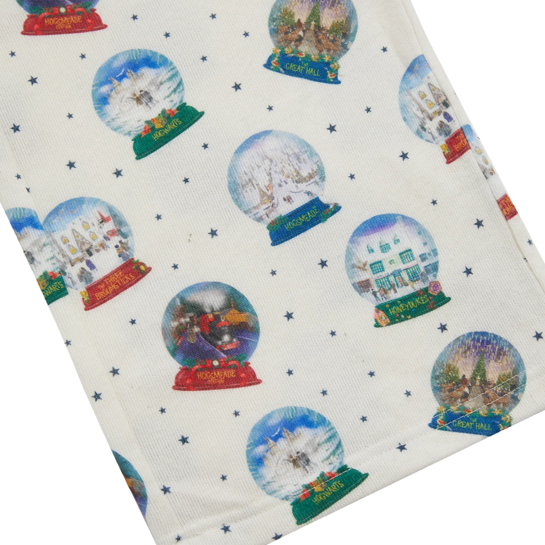 Hogwarts in the Snow Globe Lounge Set - Image 7