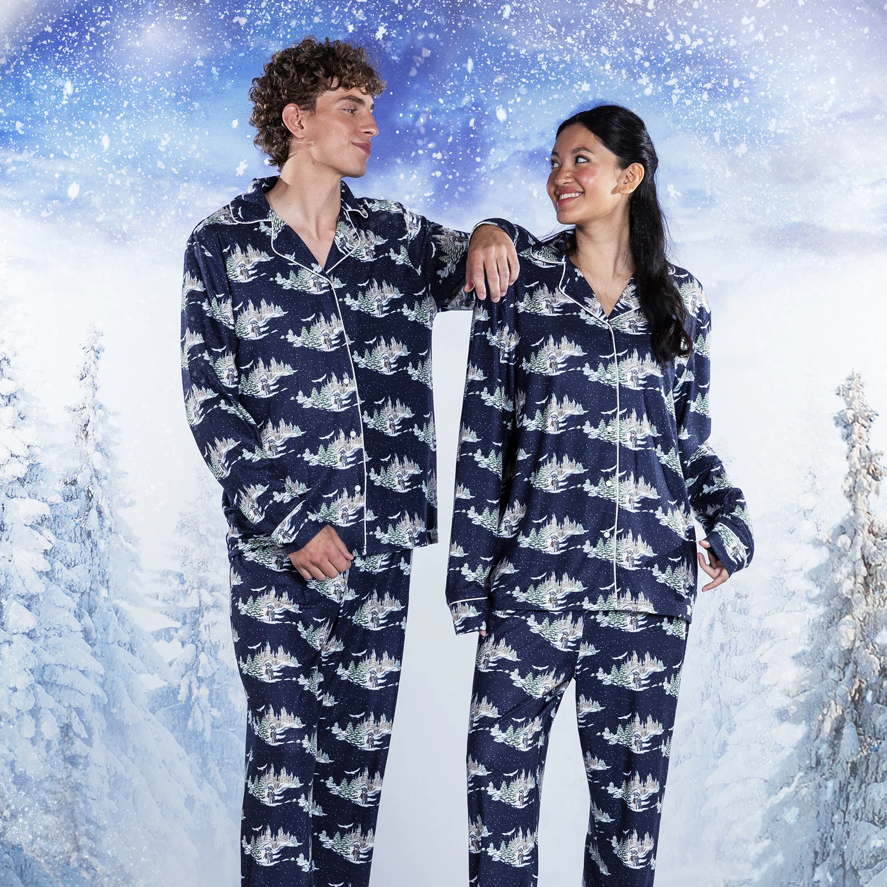 Hogwarts in the Snow Pyjama Set - Image 8