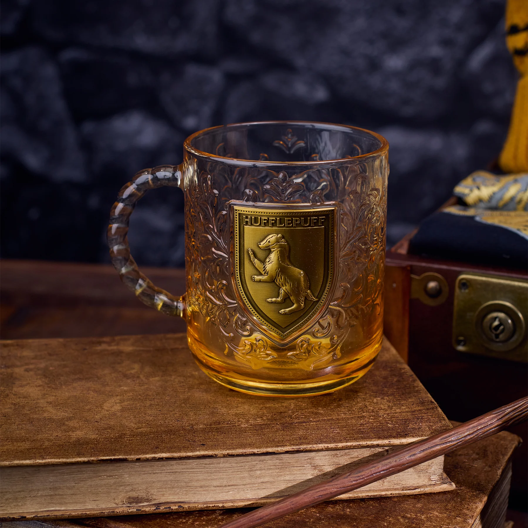 Hufflepuff Gift Trunk - Image 7