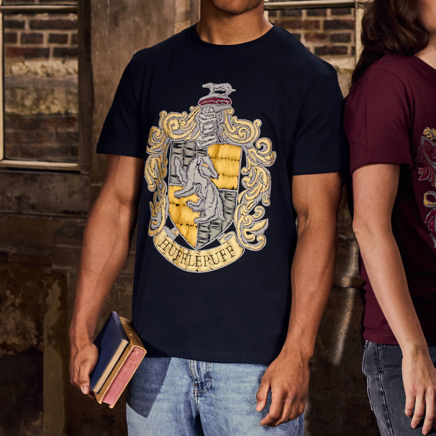 Hufflepuff Gift Trunk - Image 8
