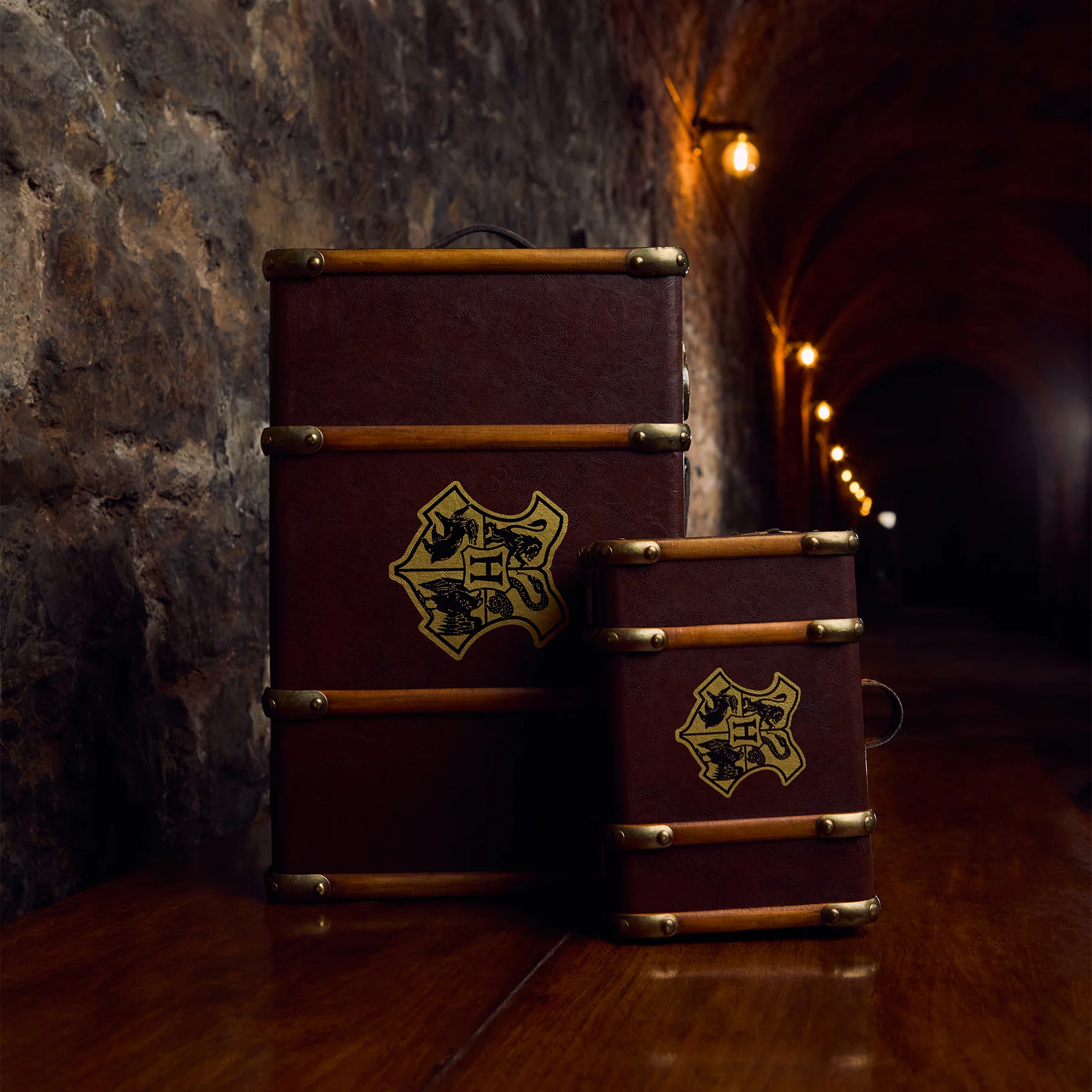 Mini Hogwarts School Trunk Replica - Image 12