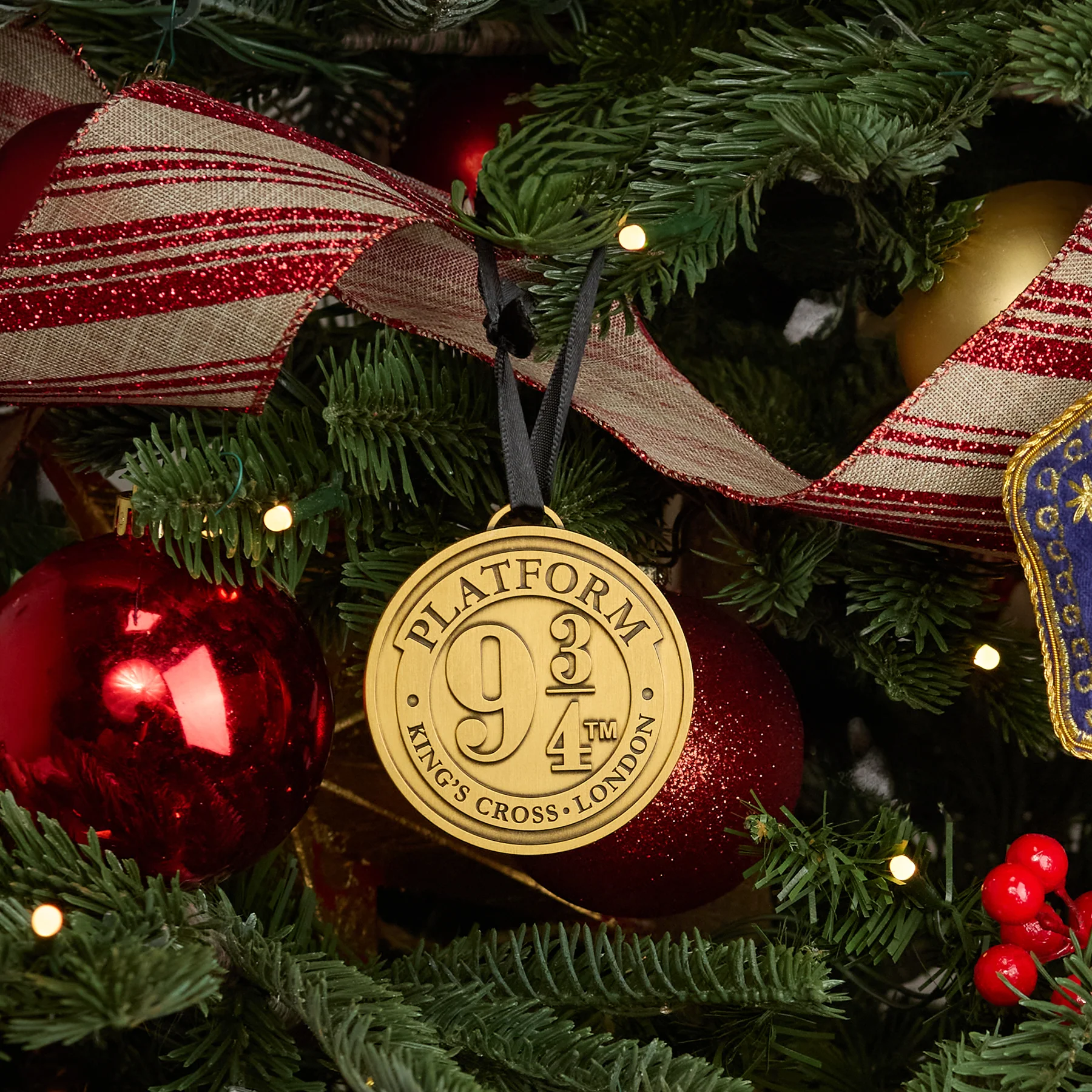 Platform 9 3/4 Metal Ornament - Image 2