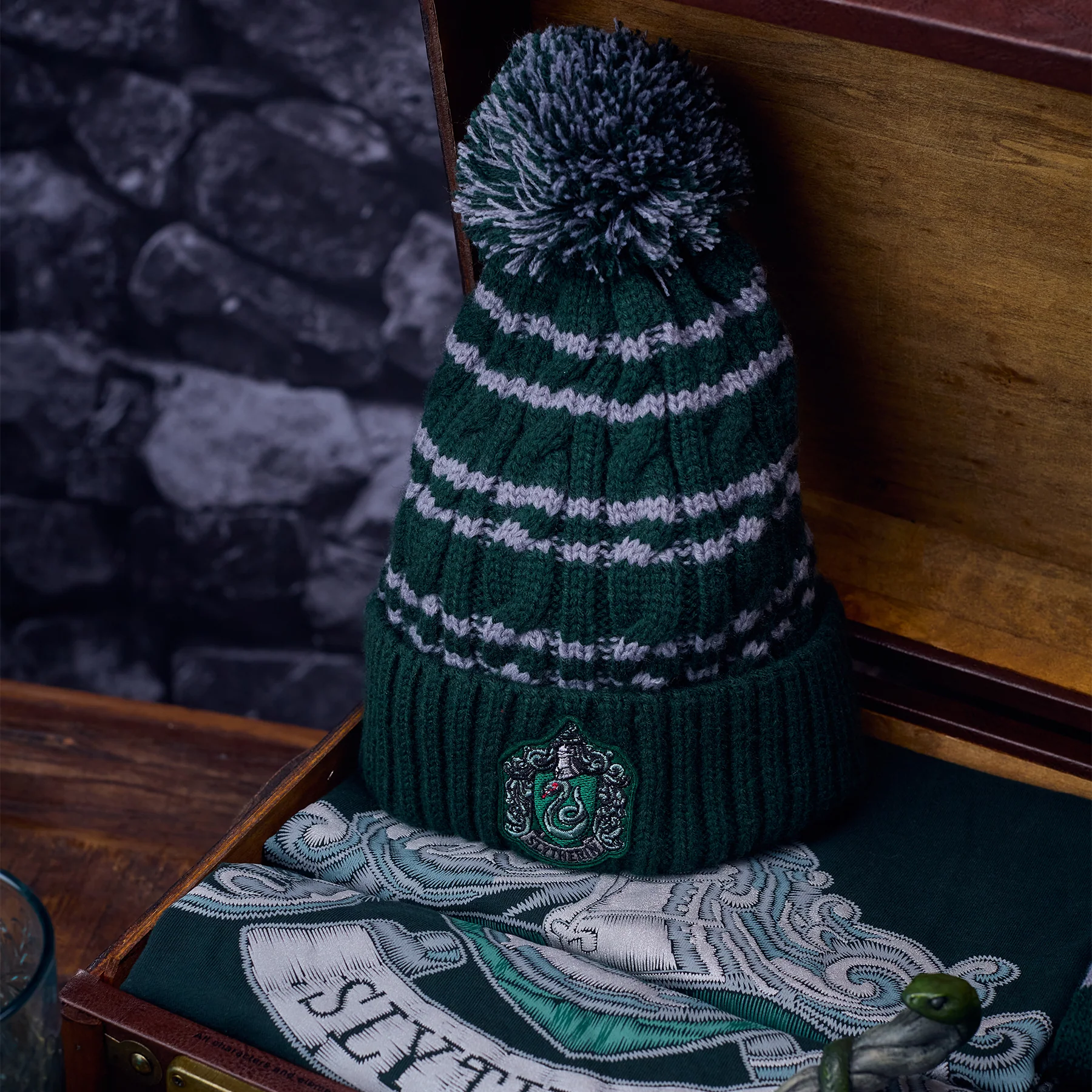 Slytherin Gift Trunk - Image 4