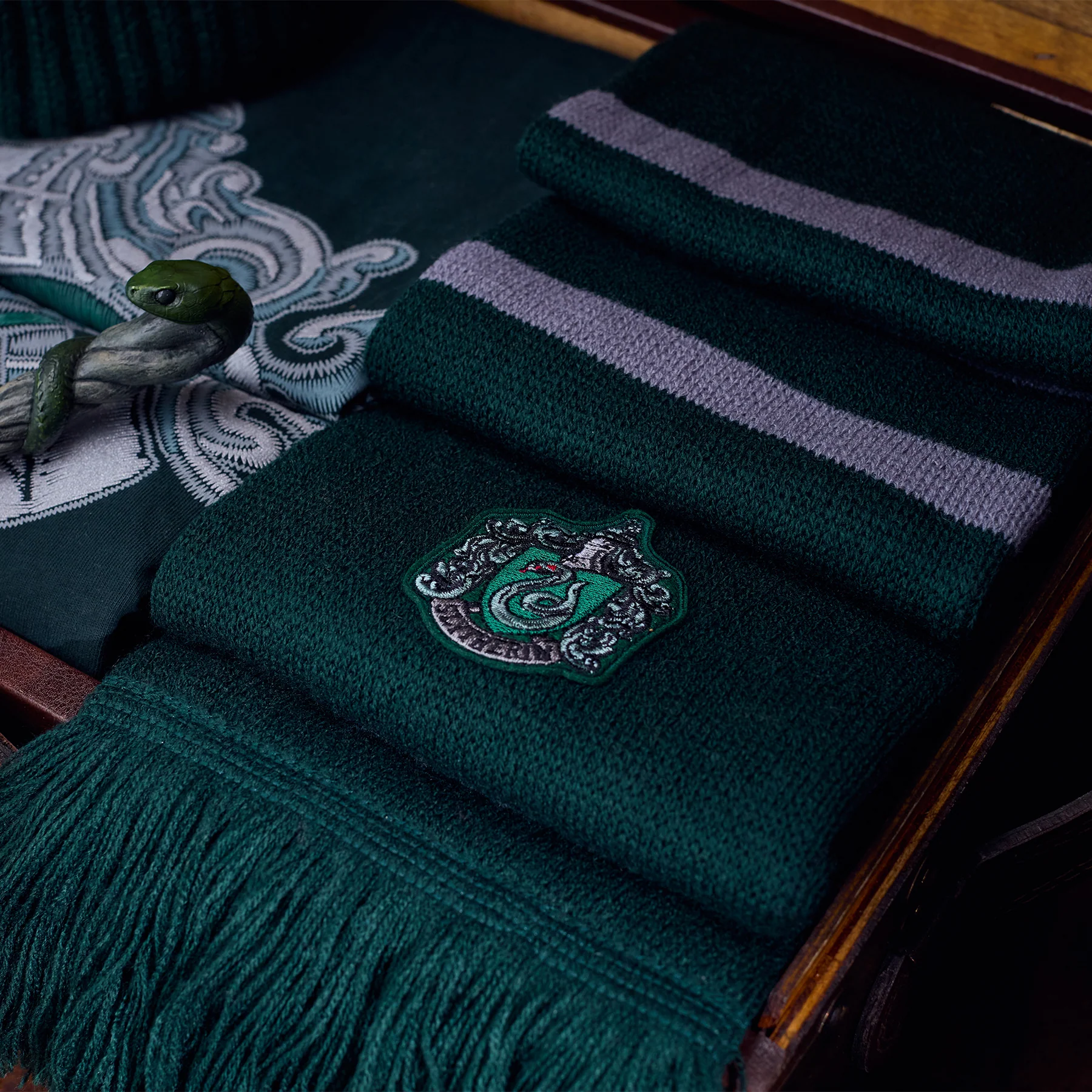 Slytherin Gift Trunk - Image 5