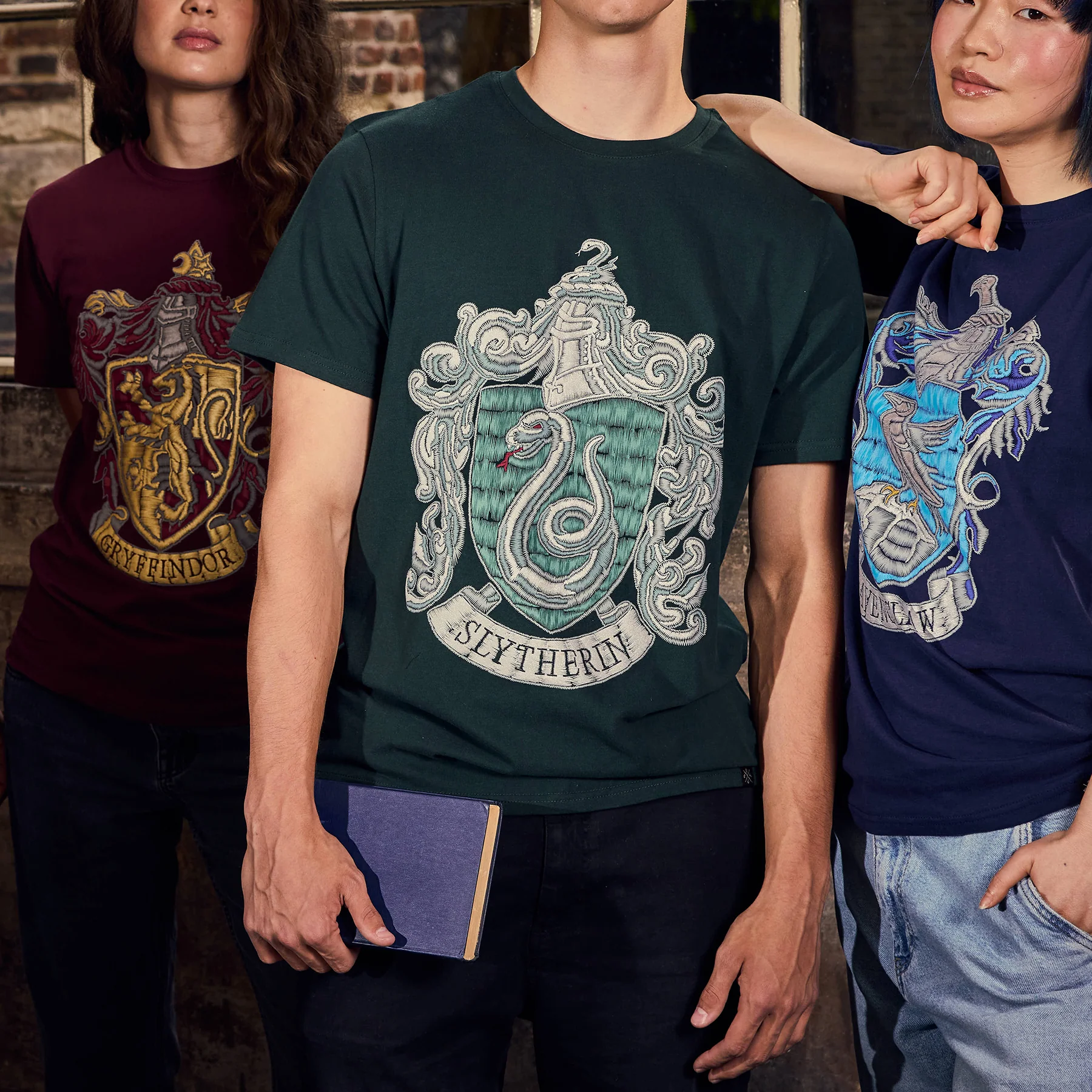 Slytherin Gift Trunk - Image 9